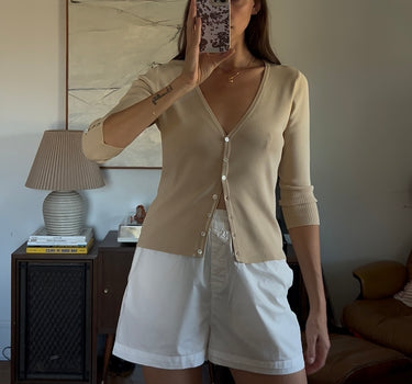 Essential 90’s Button Top